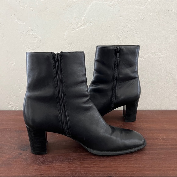 Naturalizer black leather block heel bootie boots side zip comfort shoe 9M - Picture 8 of 15